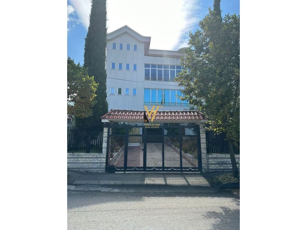Jepet vile kater katshe me qera te Liqeni i Farkes 400 m2 1