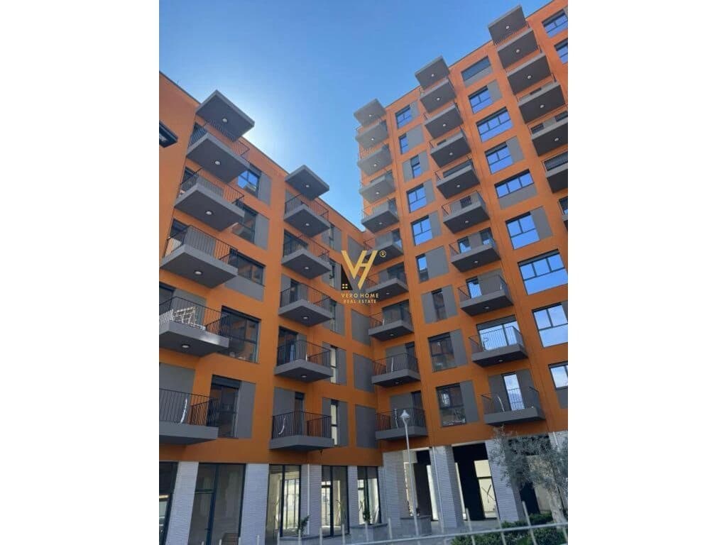SHITEN 4 POSTE PARKIMI TEK ASL 2, OXHAKU 92.000 EURO