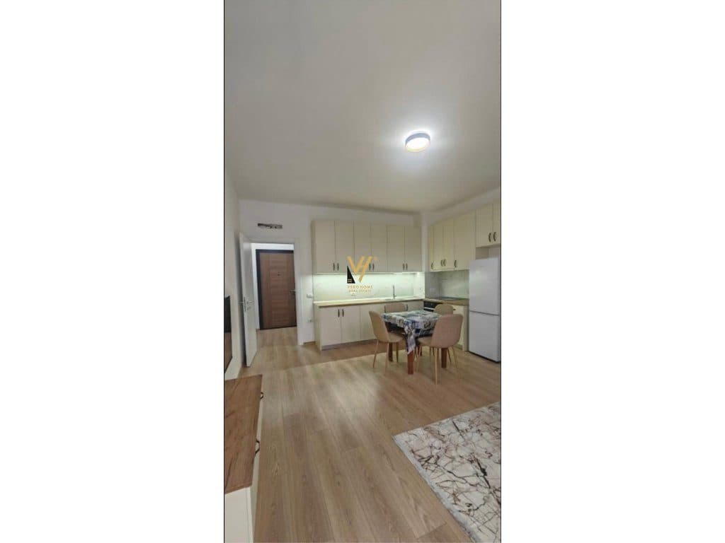 JEPET APARTAMENT 1+1 ME QIRA NE SHKOZE 450 EURO 2