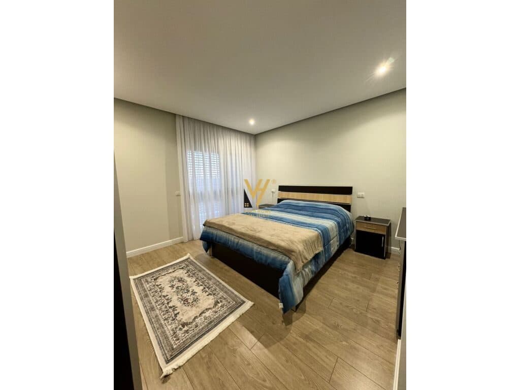 Jepet Apartament 2+1+ballkon me qera te Vila e Zogut , Durres 91 m2 4