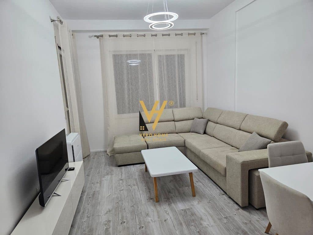 JEPET APARTAMENT 2+1+2+BLK ME QIRA TE AMERIKAN 3- 700 EURO