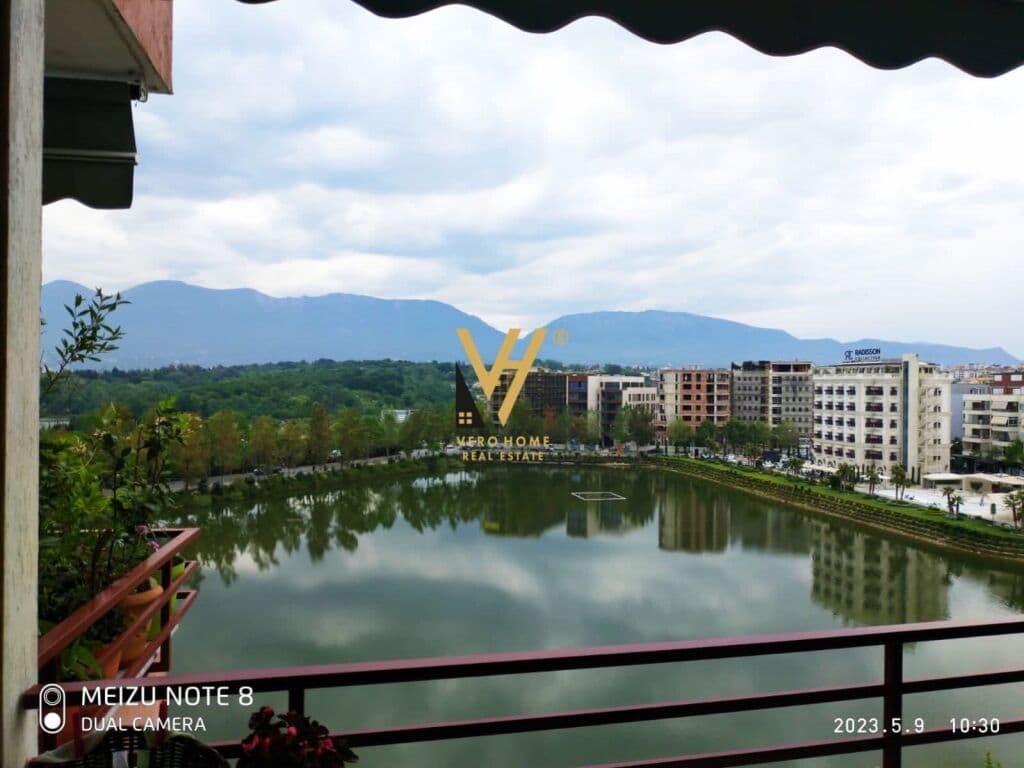 Shitet apartament 3+1+2 te Liqeni i Thate 136 m2 4