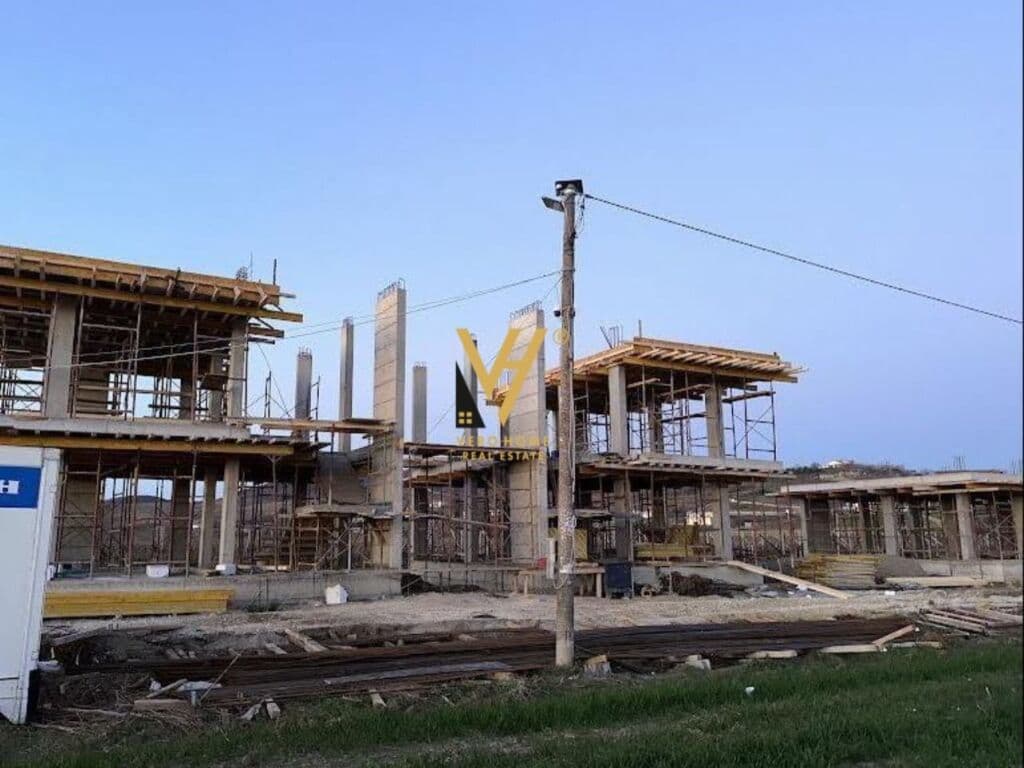 Shitet Vile dy Kateshe te Gjiri i Lalezit 167 m2 4