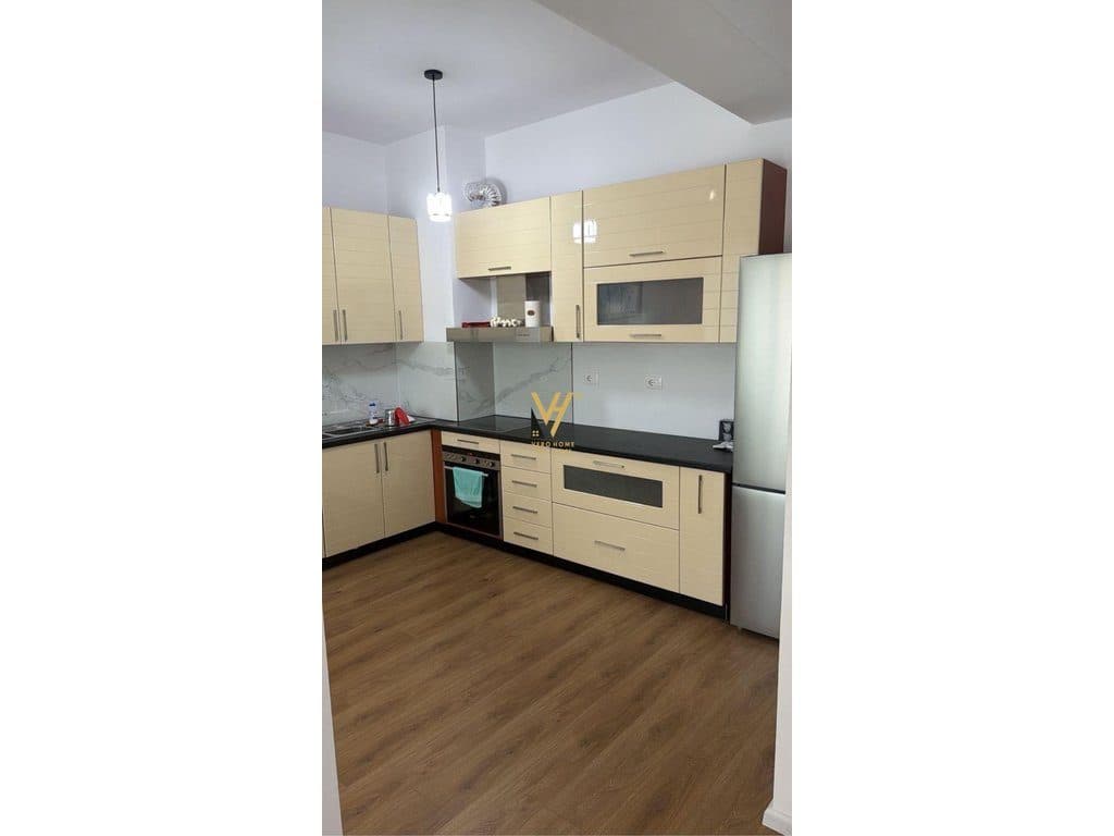 JEPET APARTAMENT 2+1+2+BLK ME QERA TE MANGALEMI, ALI DEMI 50.000 LEKE 2