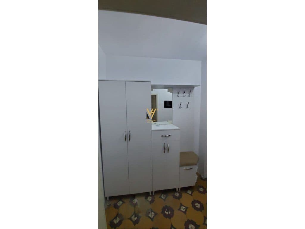 JEPET APARTAMENT 1+1 ME QERA TE BRRYLI 400 EURO 3