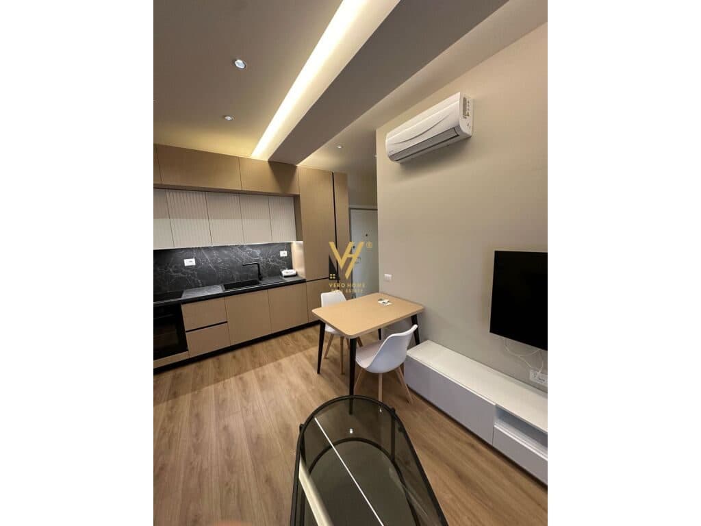 JEPET APARTAMENT 1+1 ME QERA NE ALI DEM 500 EURO 4