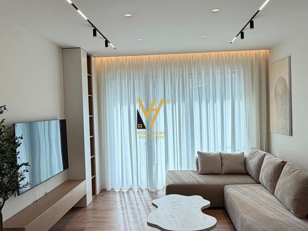 JEPET APARTAMENT 2+1+2+BLK ME QERA TE GREEN VALLEY 3, LIQENI THATE 1.900 EURO