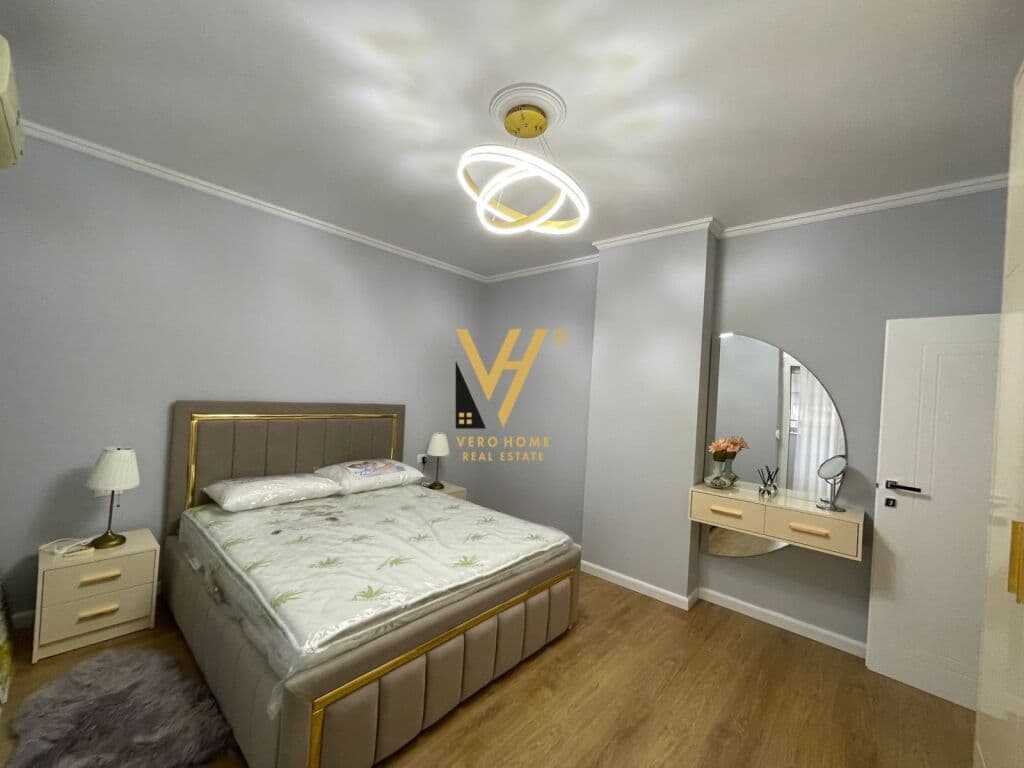 Jepet Apartament 2+1+2+ballkon me qera te Zogu i Zi 110 m2 4