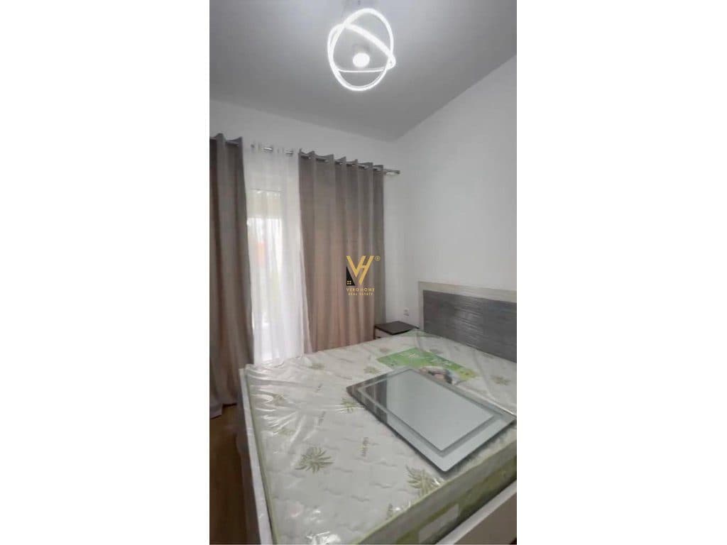 JEPET APARTAMENT 1+1+BLK ME QERA NE ALI DEM 40.000 LEKE 2