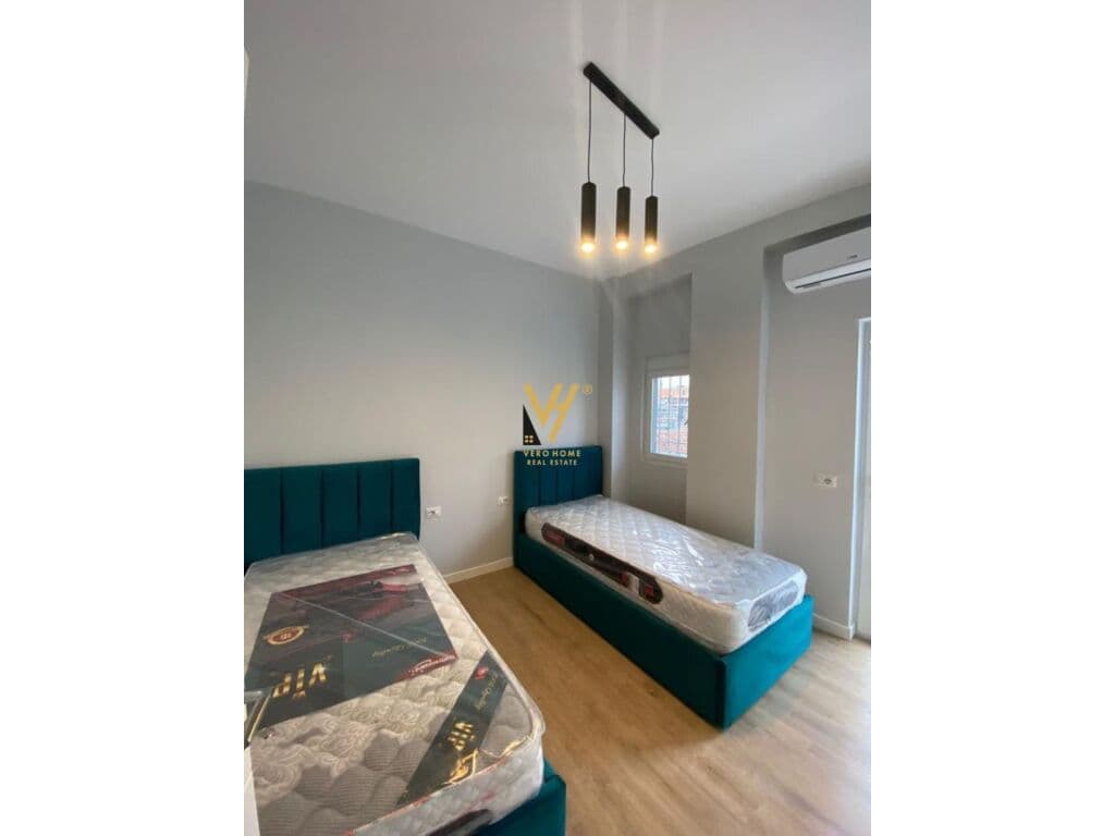 Jepet Apartament 2+1+ballkon me qera te 21 Dhjetori 90 m2 3