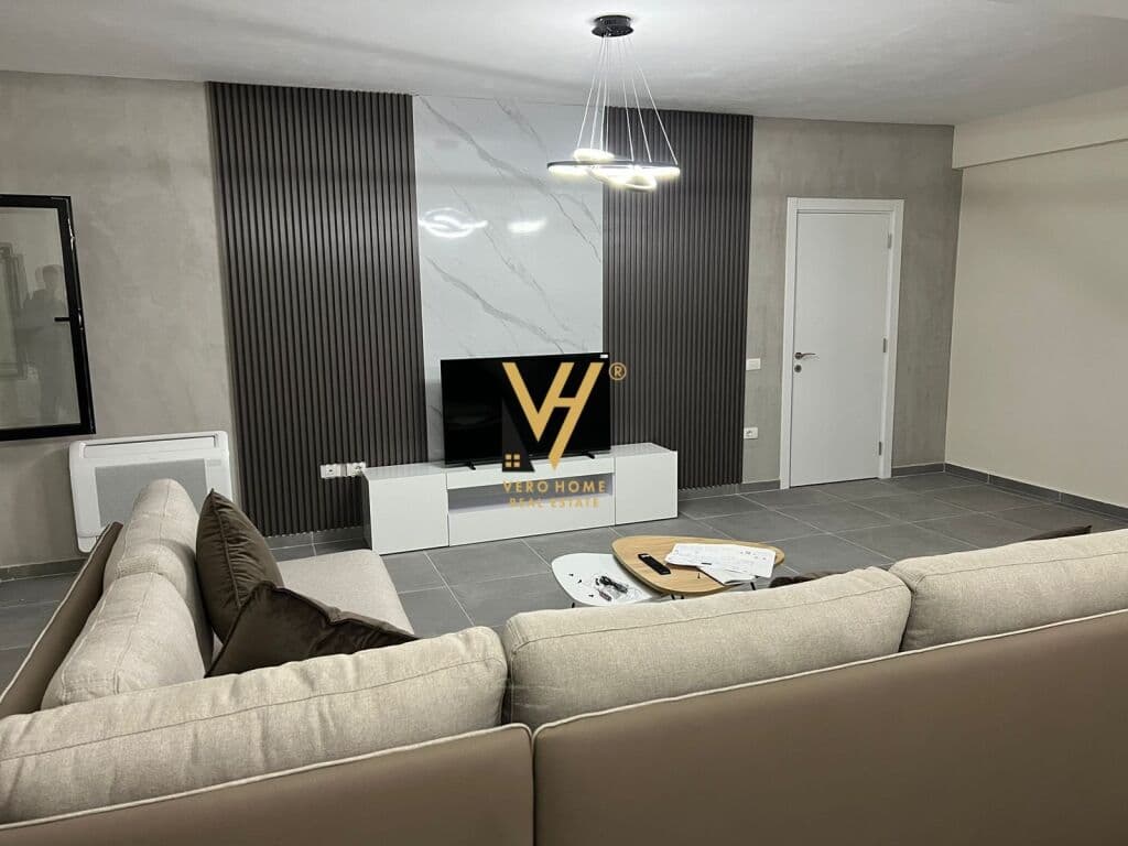 Jepet Apartament 2+1+2+post parkimi te Kodra e Diellit 2 140 m2 4