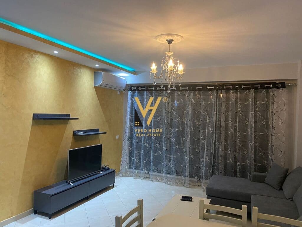 Jepet Apartament 1+1+ballkon me qera te Kompleksi Delijorgji 78 m2