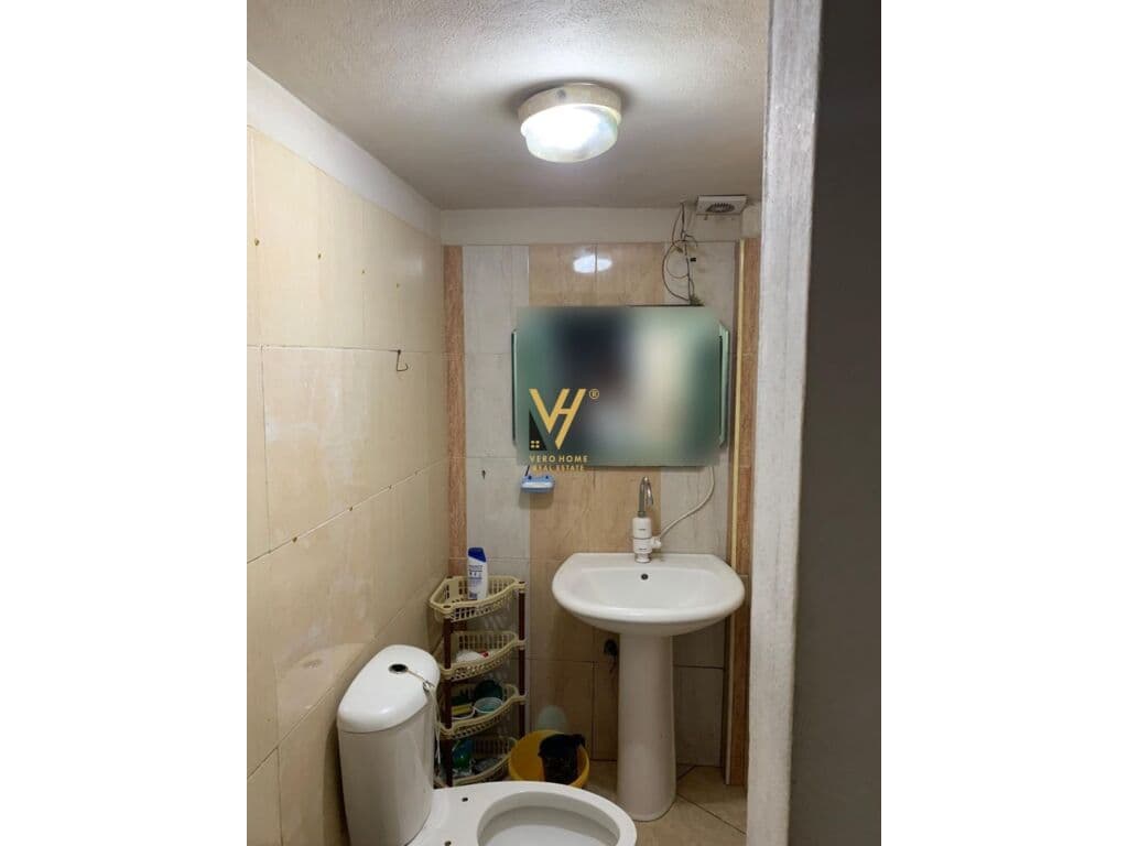 Shitet Biznes ne Fresk 62 m2 4