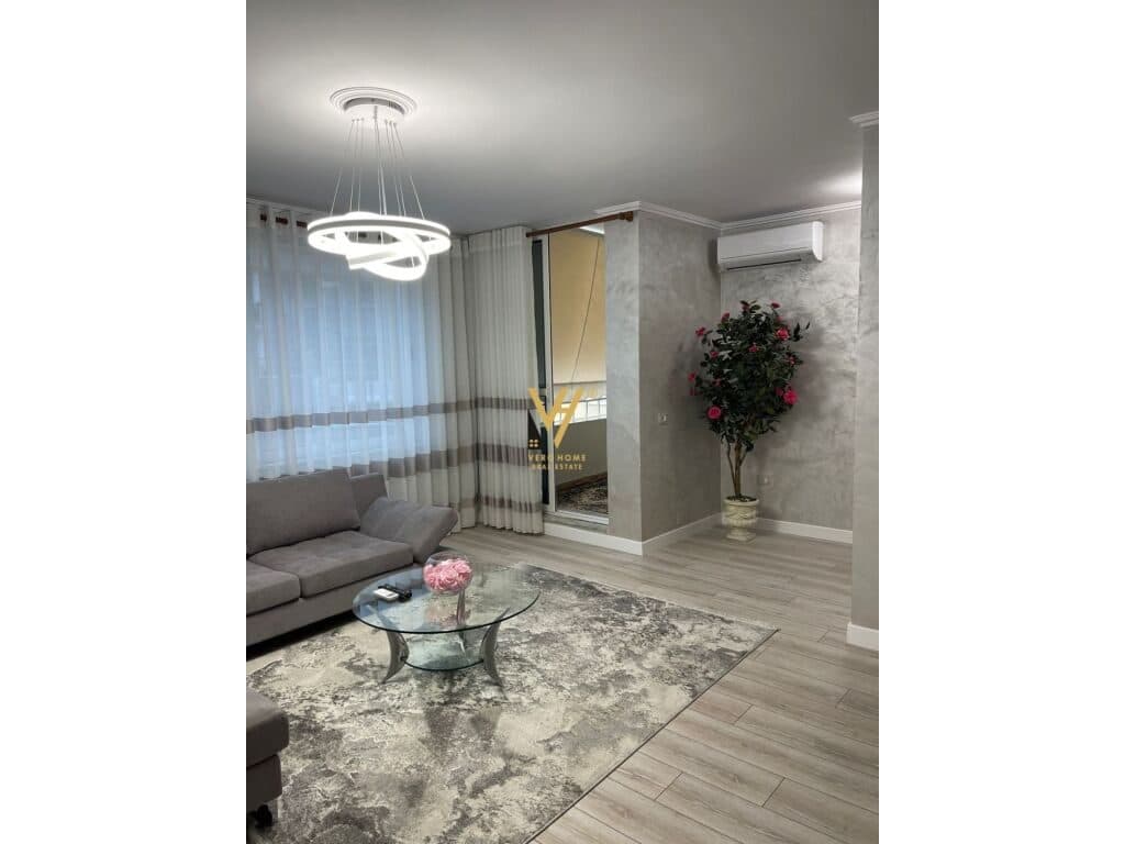 Jepet Apartament 1+1+ballkon me qera te Rruga e Kosovareve 70 m2