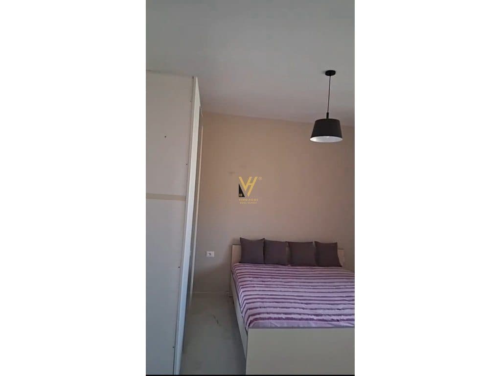 JEPET APARTAMENT 3+1+2 BLK ME QERA TE QYTET STUDENTI 50.000 LEKE