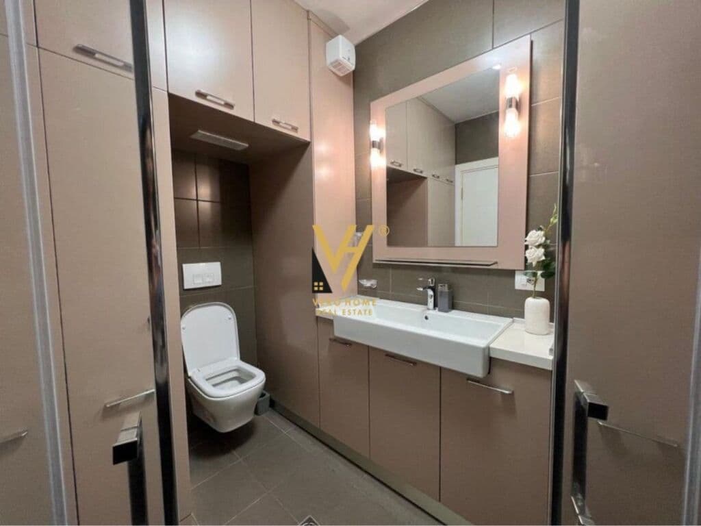 Shitet Apartament 2+1+2+ballkon te Unaza e Re 120 m2 4