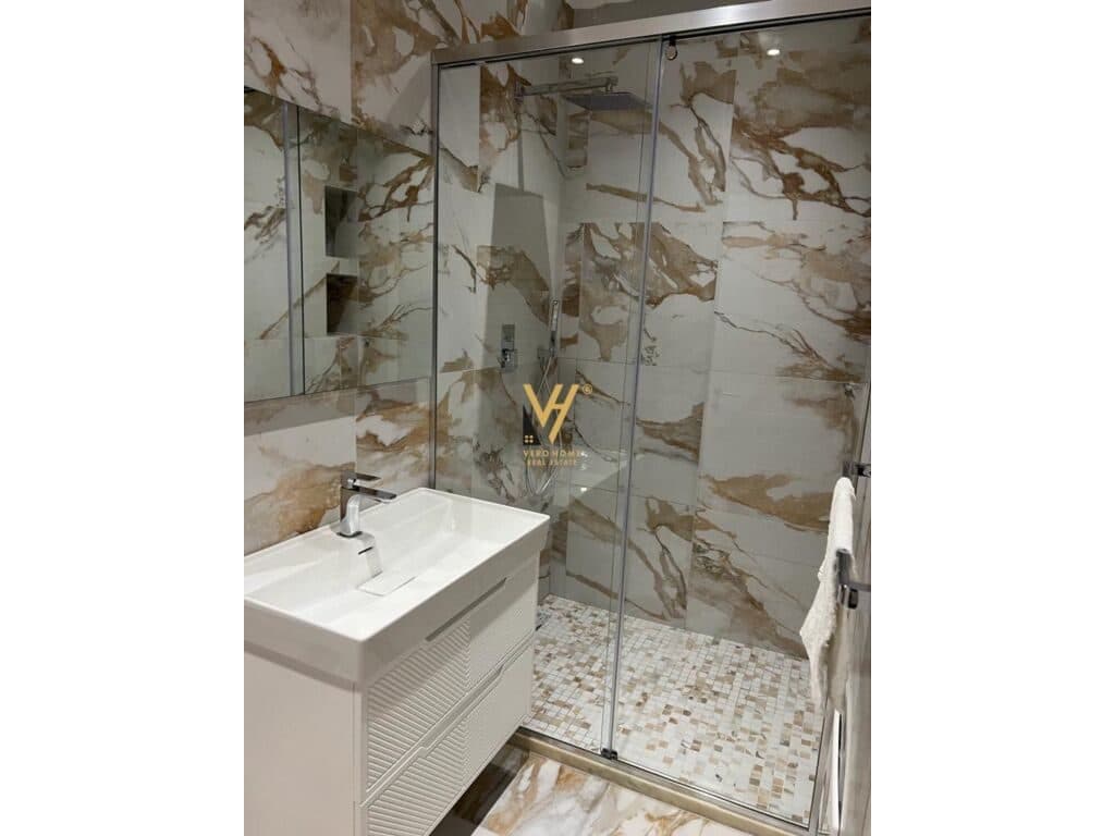 Shitet Apartament 2+1+2+dy poste parkim te Kopshti Botanik 130 m2 4