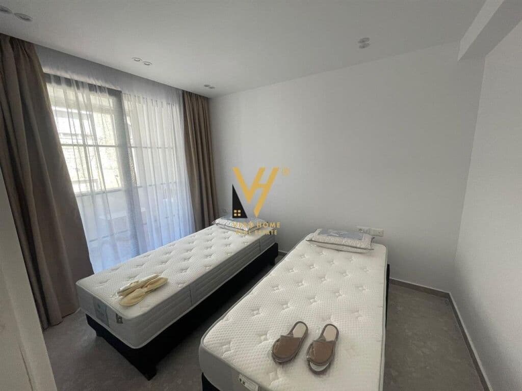 Jepet Apartament 2+1+ballkon me qera ne Bllok , Rruga Abdyl Frasheri 100 m2 4