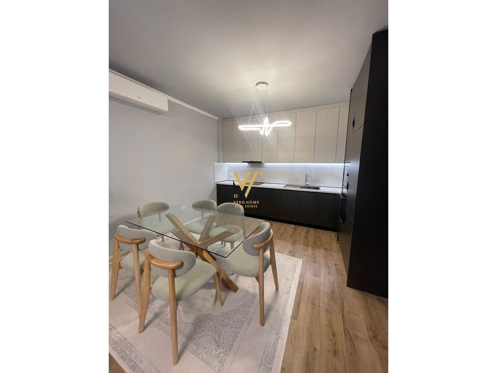 JEPET APARTAMENT 2+1+2 ME QERA TE LIQENI ARTIFICIAL 1.500 EURO 2