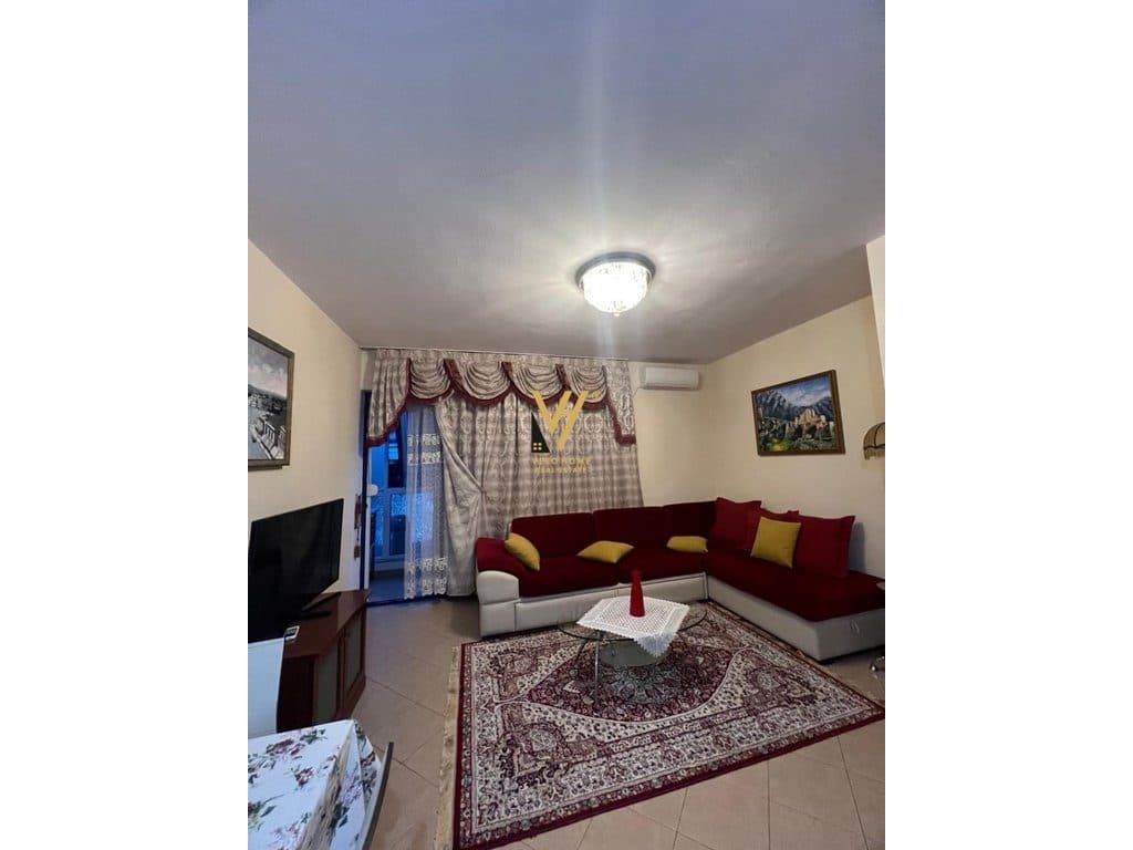 JEPET APARTAMENT ME QERA 1+1+2 BLK TE RRUGA E KOSOVAREVE 70.000 LEKE