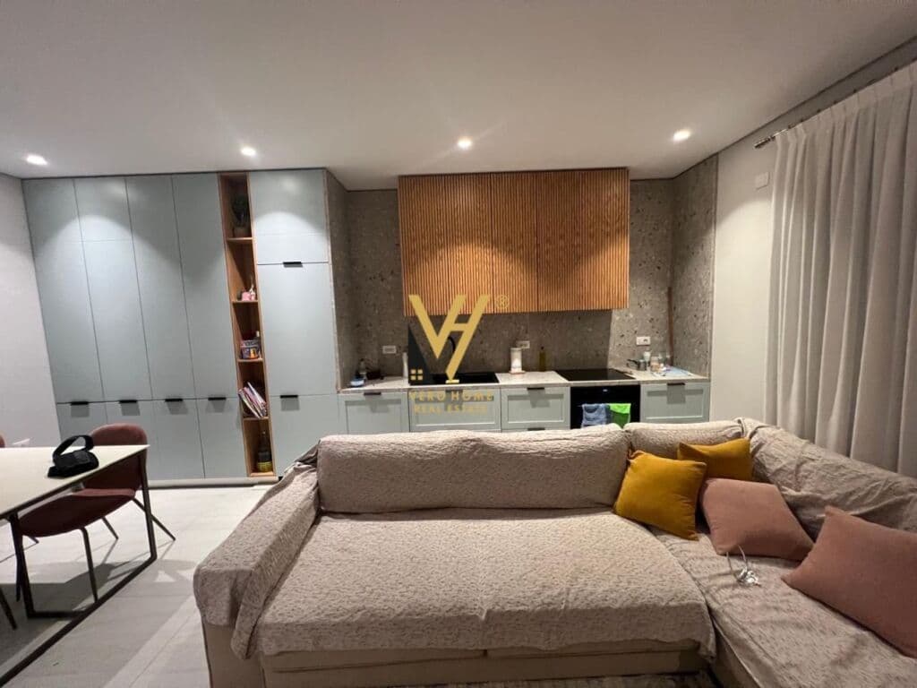 Shitet Apartament 1+1+verande te Kompleksi San Pietro , Gjiri i Lalezit 89 m2 2
