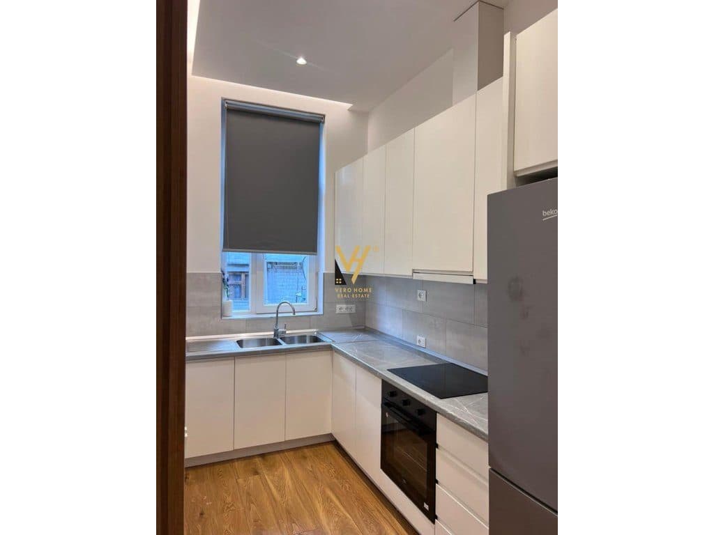 JEPET APARTAMENT 2+1+BLK ME QERA TE RRUGA E DURRESIT 75.000 LEKE 3