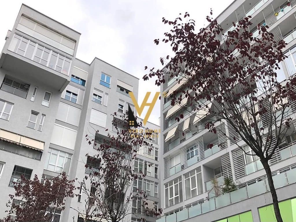 JEPET APARTAMENT 2+1+2+BLK ME QERA TEK KIKA 1 KOMUNA E PARISIT 65.000 LEKE