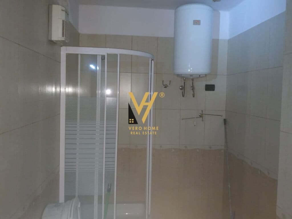 Shitet Apartament 2+1+2 te Blloku 110 m2 2