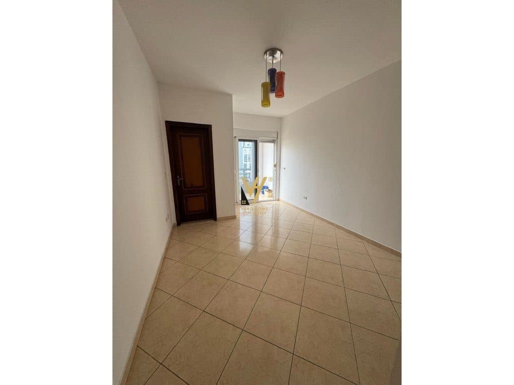EKSLUZIVE! SHITET APARTAMENT 2+1+2+BLK TE PAZARI I RI 240.000 EURO 3