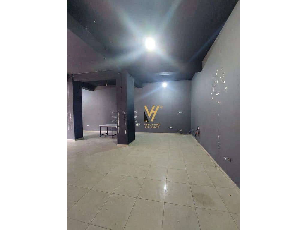 JEPET DYQAN 86 M2 ME QERA NE YZBERISHT 60.000 LEKE 3