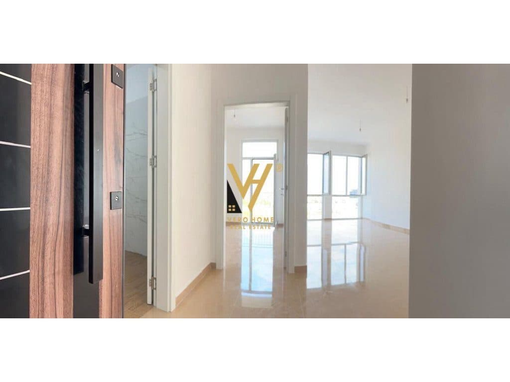 JEPET ZYRE 120 M2 ME QERA TE BULEVARDI I RI 90.000 LEKE 4