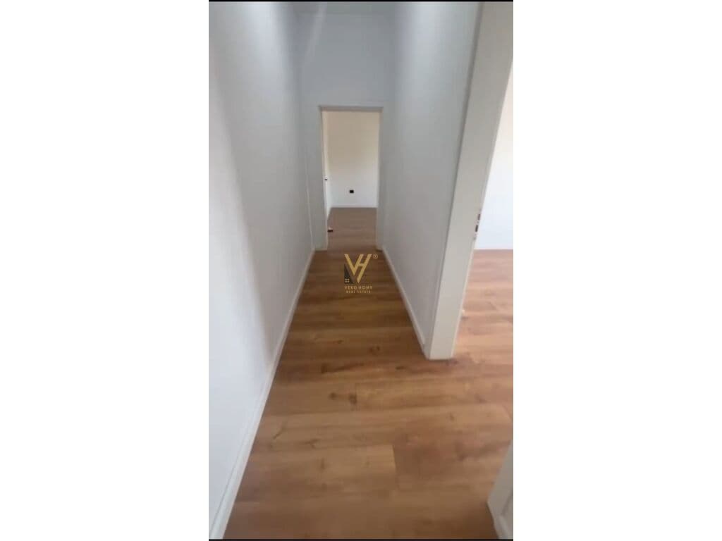 Shitet apartament 1+1+ballkon ne Vasil Shanto 66 m2 2