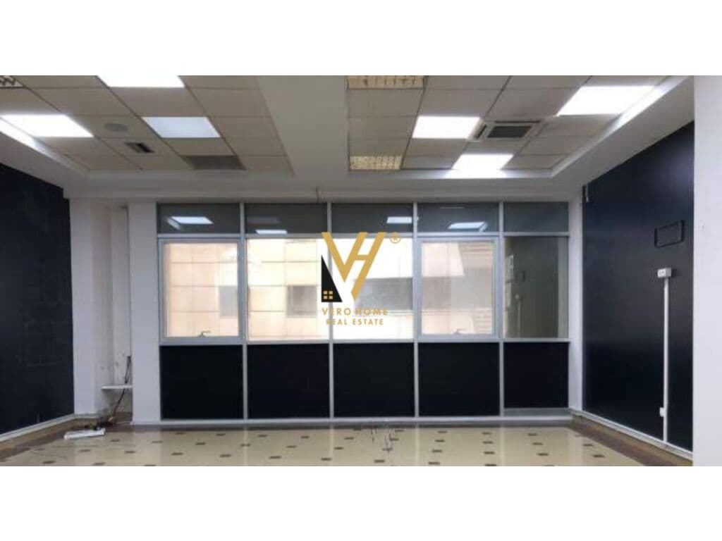 Jepet Zyre me qera te Galeria , Qender 100 m2 3