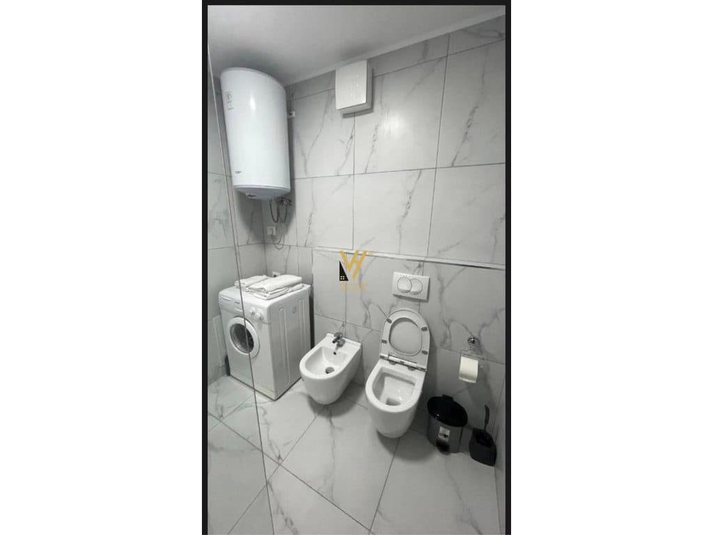 JEPET GARSONIERE 45 M2 ME QIRA PRANE QENDRES 700 EURO 4