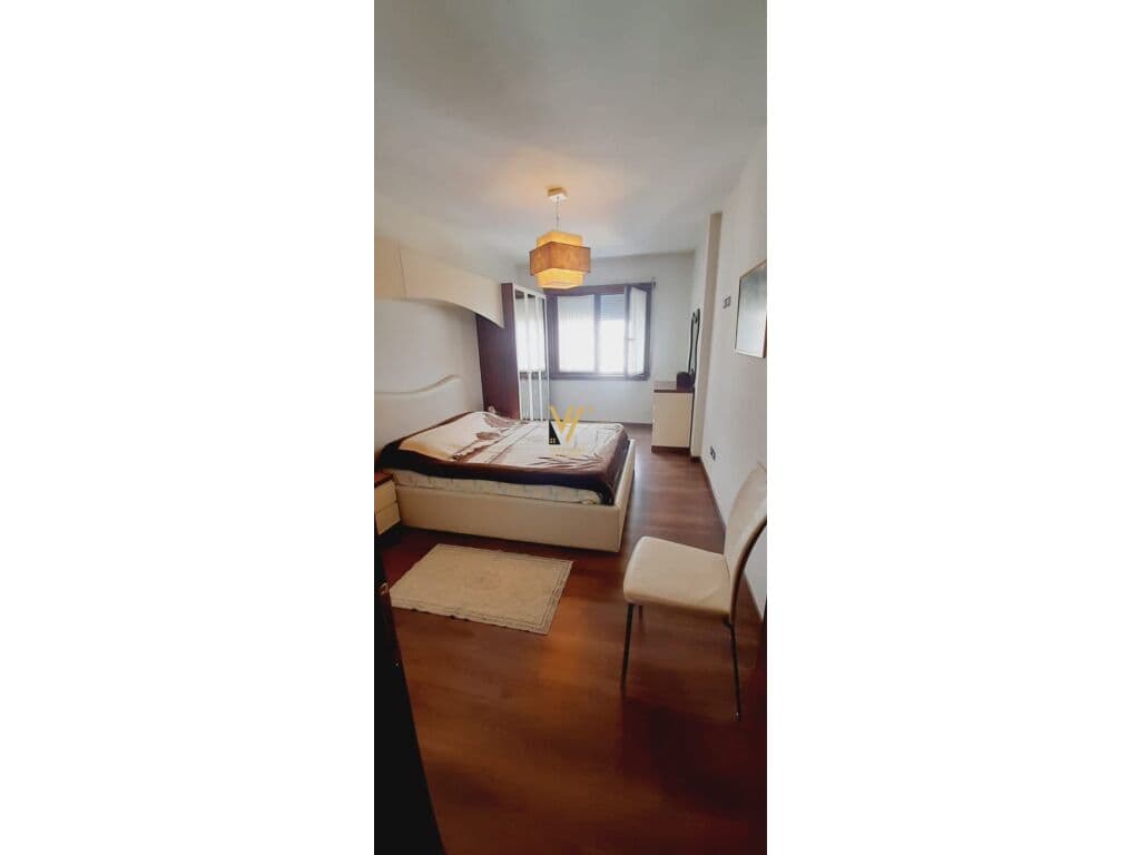 Shitet Apartament 2+1+ballkon te Fabrika e Miellit 88 m2 2