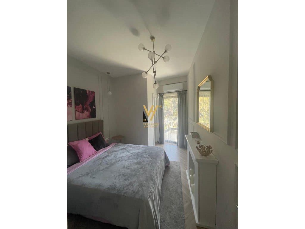 SHITET APARTAMENT 3+1+2+3BLK NE SARANDE 340.000 EURO 4