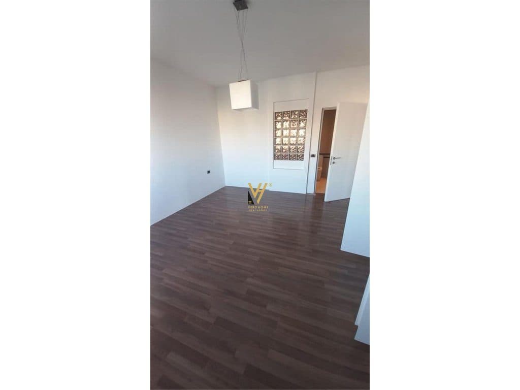 SHITET APARTAMENT 3+1+2+BLK TE LIQENI ARTIFICIAL 345.000 EURO 2