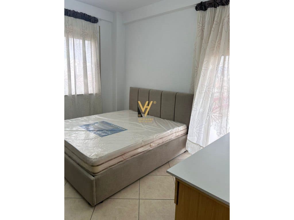 JEPET APARTAMENT 2+1+BLK ME QIRA TE RR.KONGRESI MANASTIRIT 55.000 LEKE 2