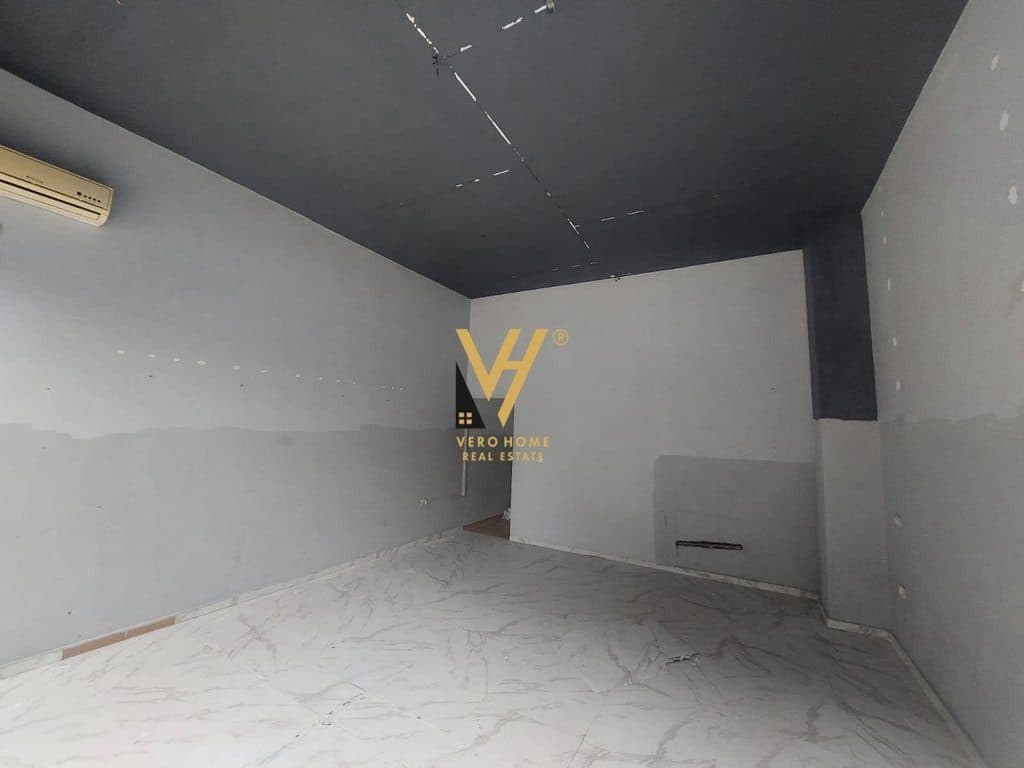 SHITET DYQAN 36 M2 TE ISH TREGU ELEKTRIK 50.000 EURO
