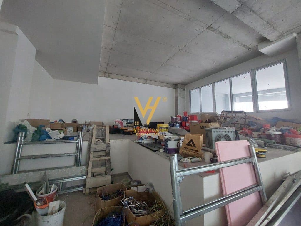 JEPET DYQAN 100 M2 ME QERA TE KOMUNA PARISIT 2.500 EURO 2