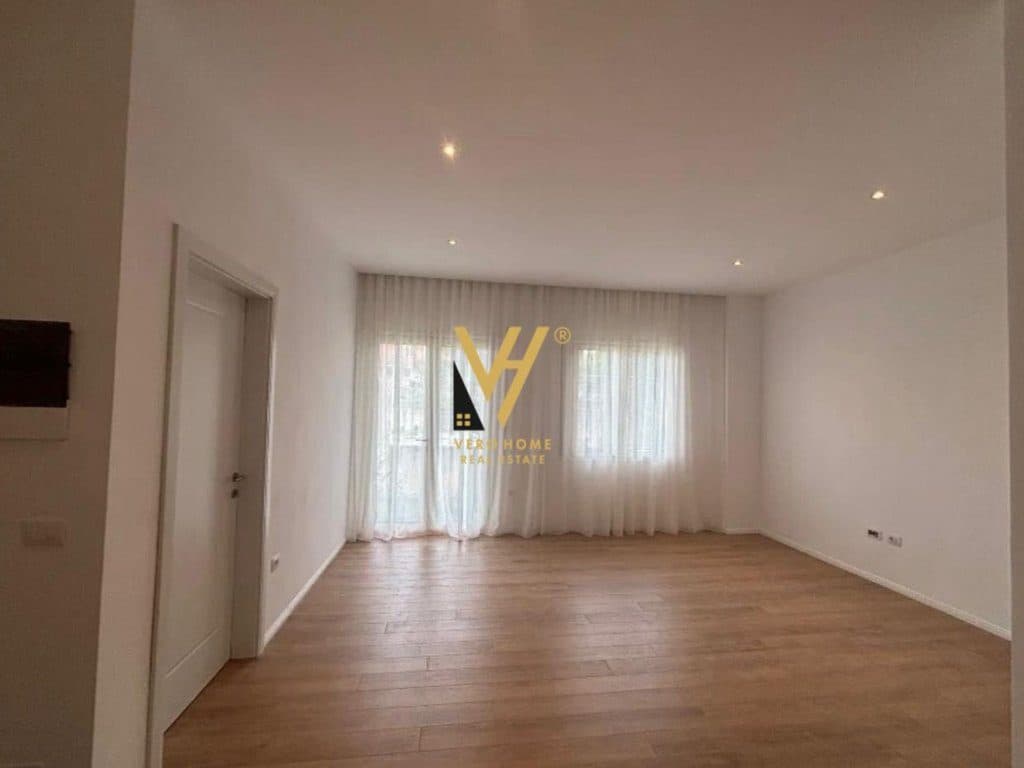 JEPET APARTAMENT 1+1 ME QERA TE ALI DEMI 50.000 LEKE