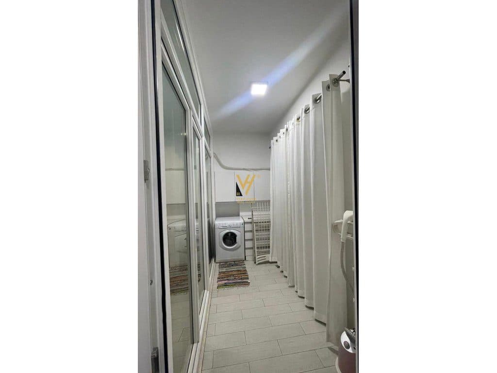 JEPET APARTAMENT 1+1 ME QERA TE KOMUNA E PARISIT 65.000 LEKE 4