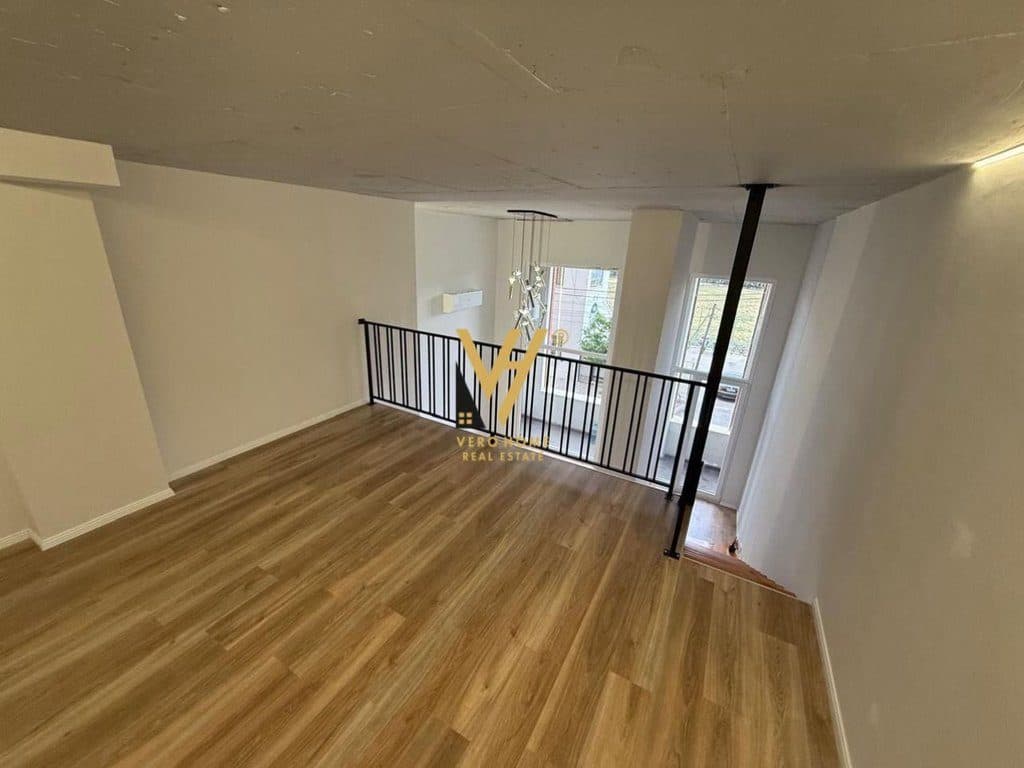 JEPET ZYRE 60 M2 DUPLEX ME QIRA TE GOLDEN PARK 3, 450 EURO