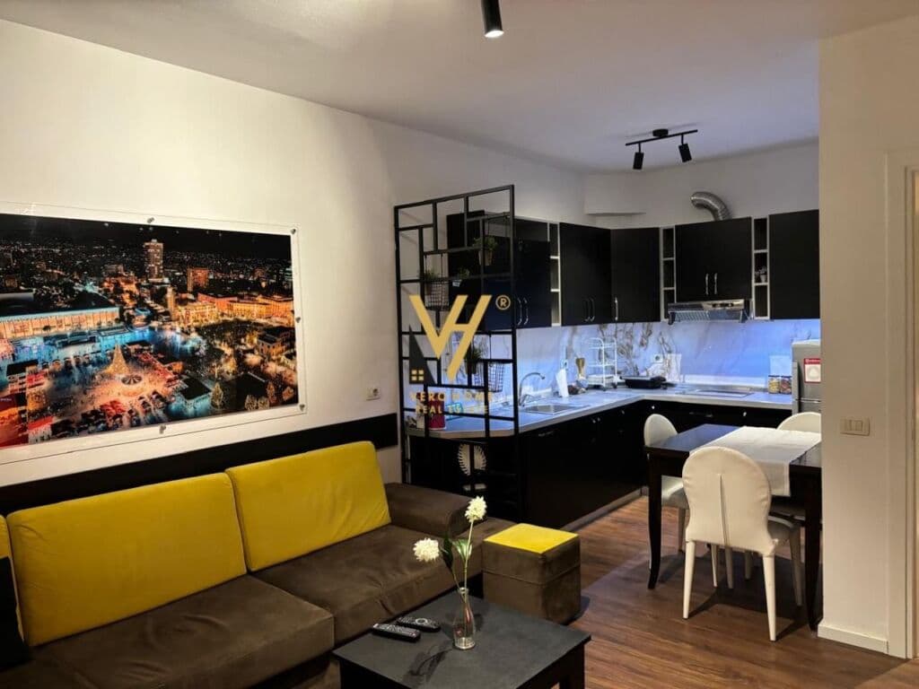 Jepet Apartament 1+1+ballkon me qera te Xhamia e Tabakeve 60 m2 3