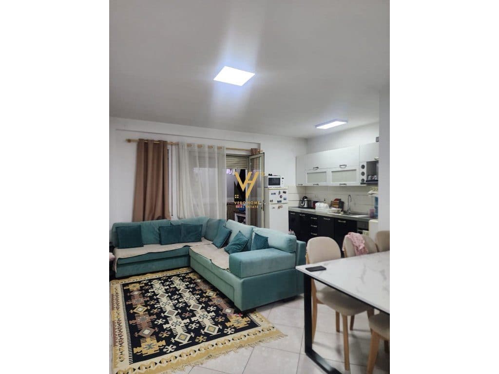 SHITET APARTAMENT 1+1+BLK TE ISH PARKU 165.000 EURO
