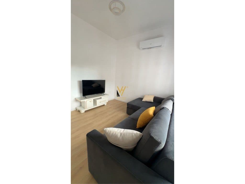 JEPET APARTAMENT 1+1+BLK ME QERA TE KAIMI, ALI DEM 55.000 LEKE 2