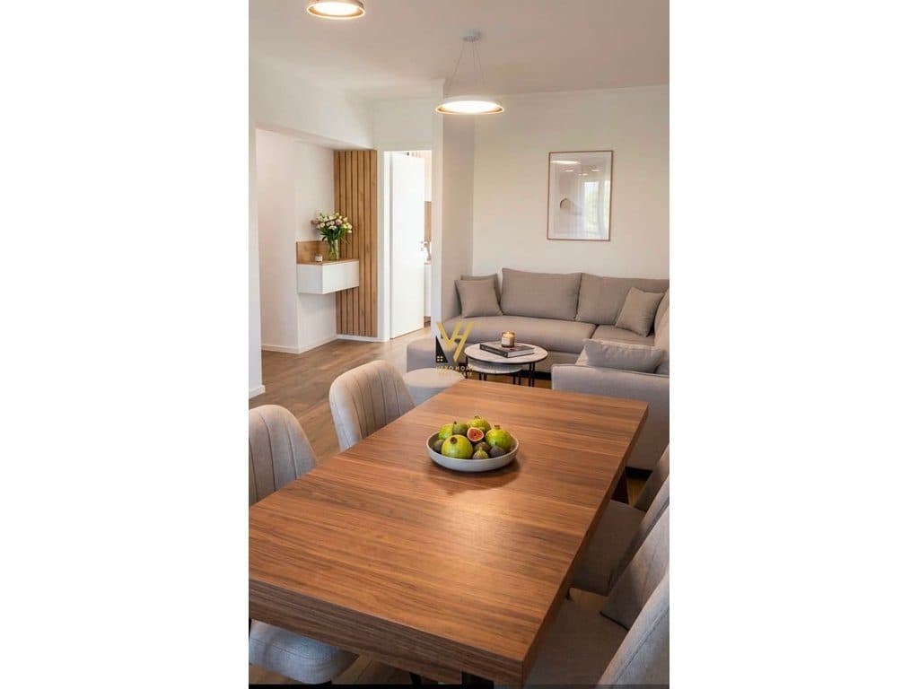 JEPET APARTAMENT 1+1 ME QIRA TE ALI DEMI 50.000 LEKE