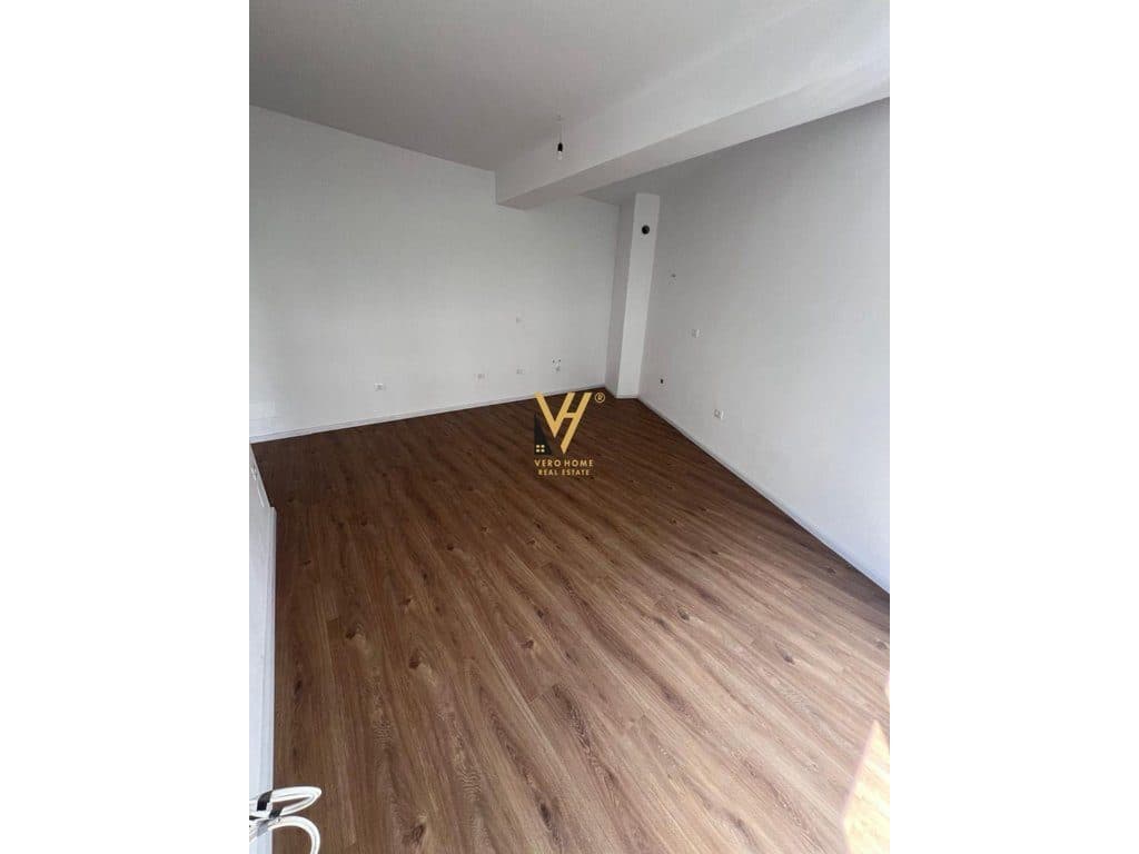 SHITET APARTAMENT 1+1+BLK TE KOM.KAIMI, ALI DEMI 103.000 EURO 3