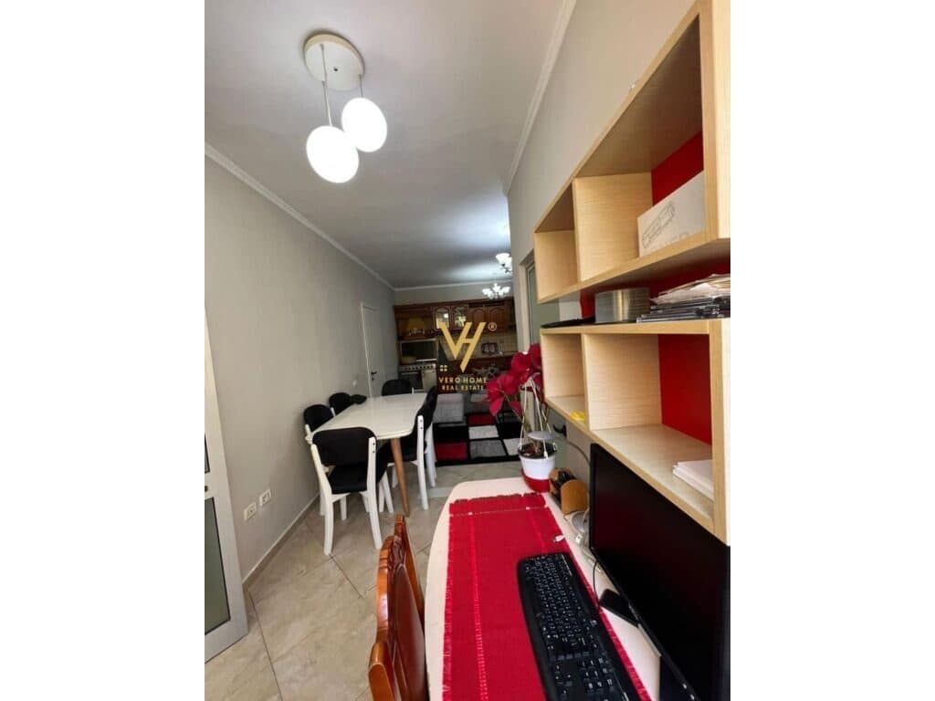 Jepet Apartament 2+1+ballkon me qera te Rruga Islam Alla 82 m2 2