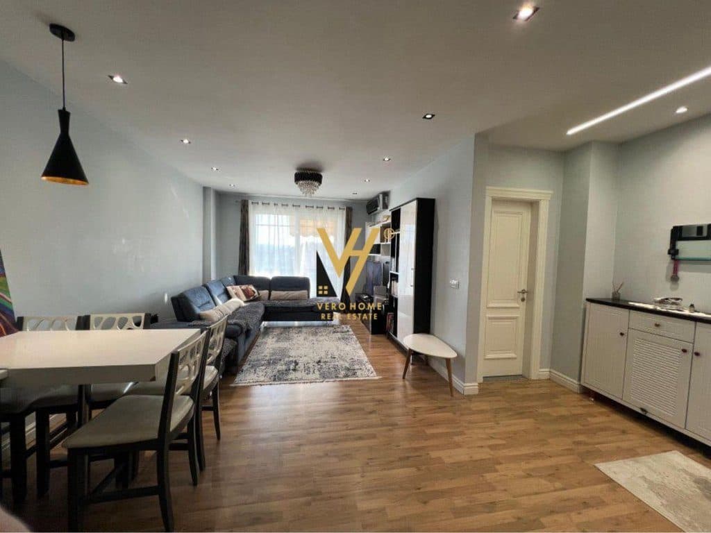 JEPET APARTAMENT 2+1+BLK ME QERA NE ASTIR 550 EURO